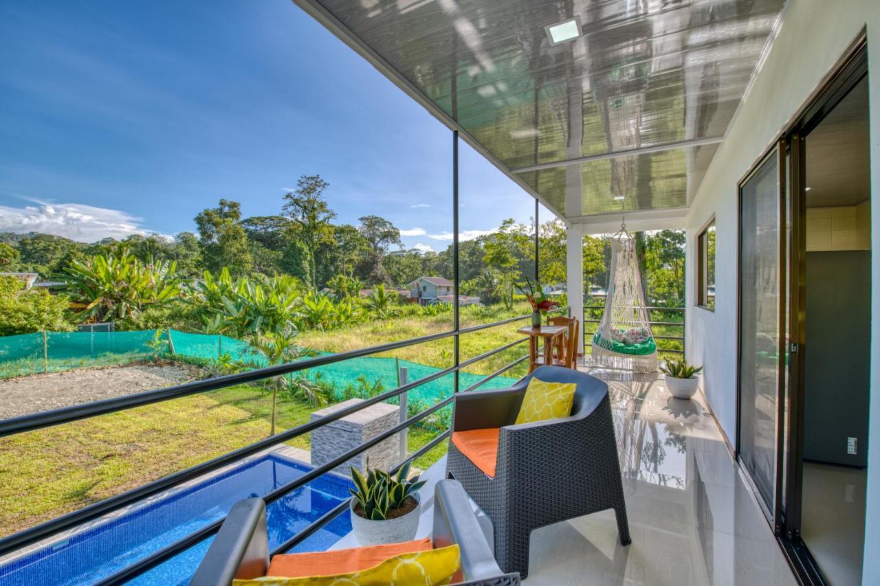 Oso Perezoso Pool Villa Puerto Viejo de Talamanca Bagian luar foto