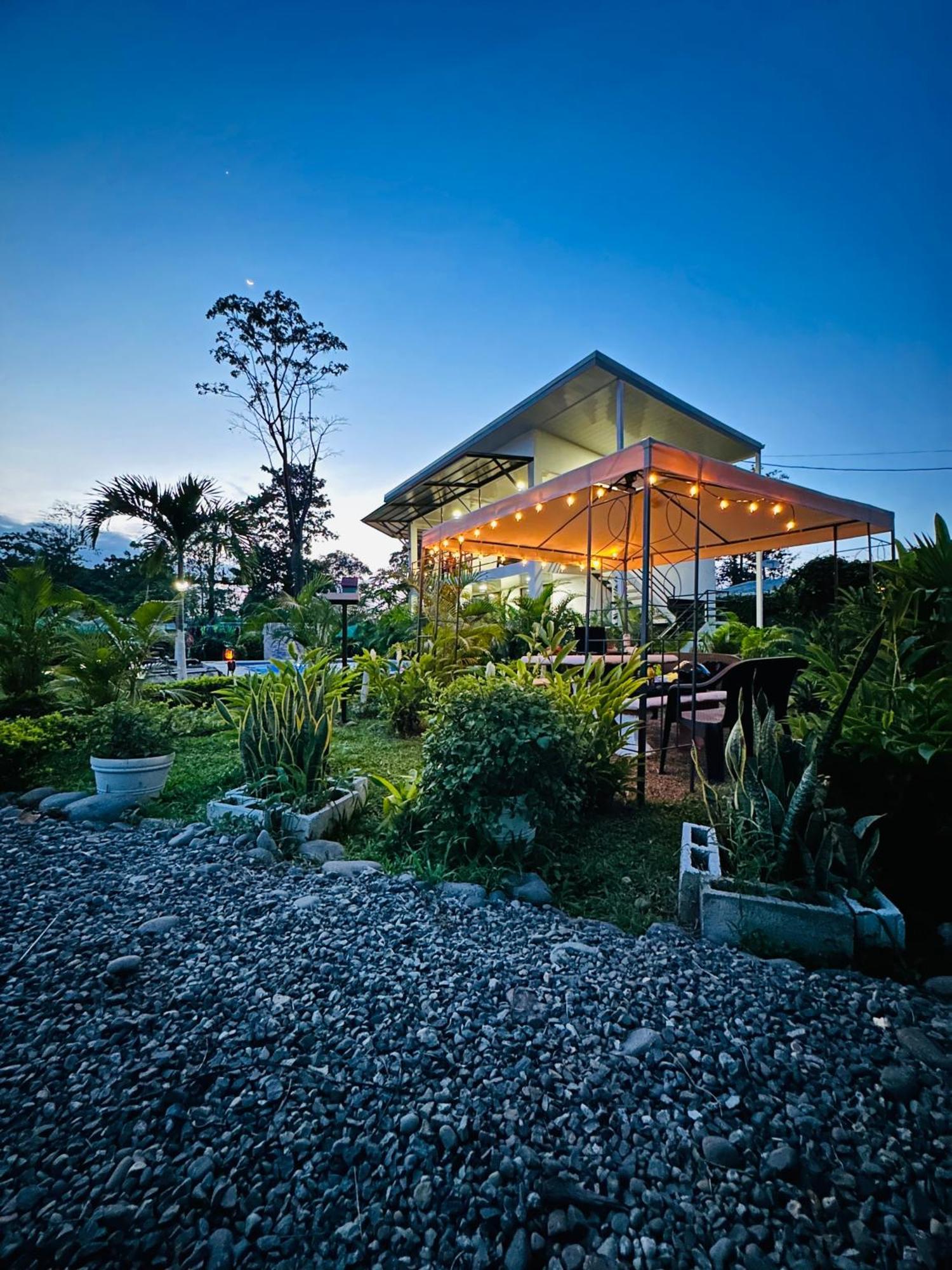 Oso Perezoso Pool Villa Puerto Viejo de Talamanca Bagian luar foto